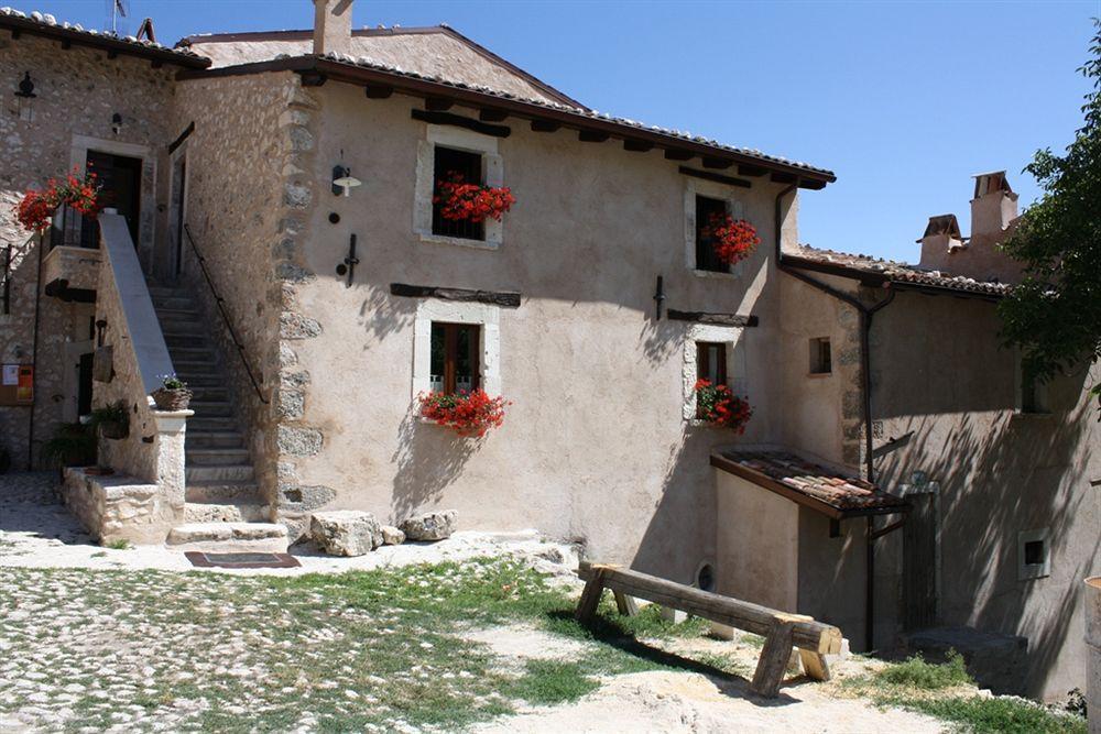 La Casa Su Le Dimore Del Borgo Santo Stefano Di Sessanio Eksteriør billede