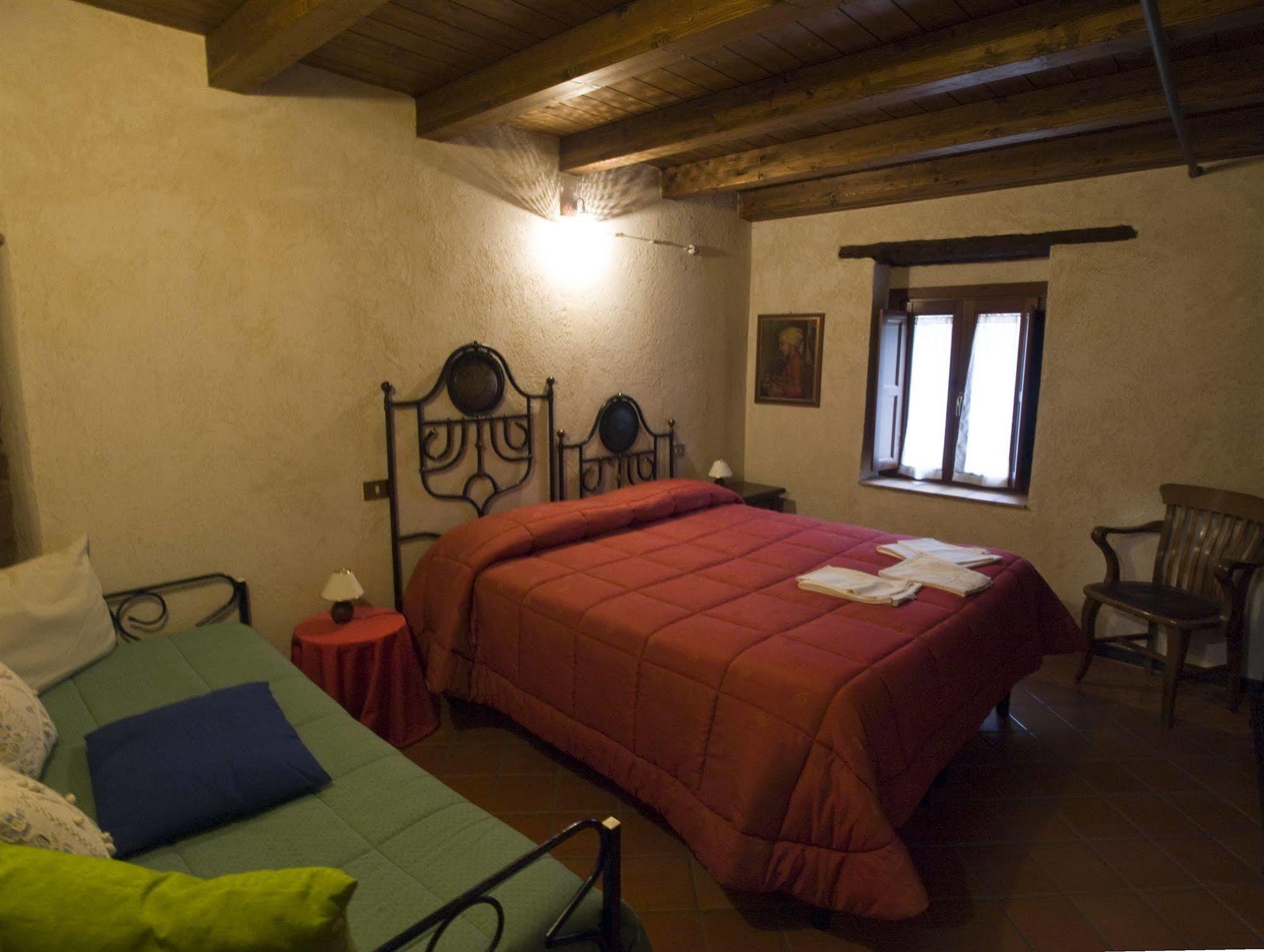 La Casa Su Le Dimore Del Borgo Santo Stefano Di Sessanio Eksteriør billede